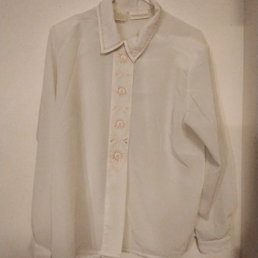 Women long sleeves blouse - Picture 1 of 4